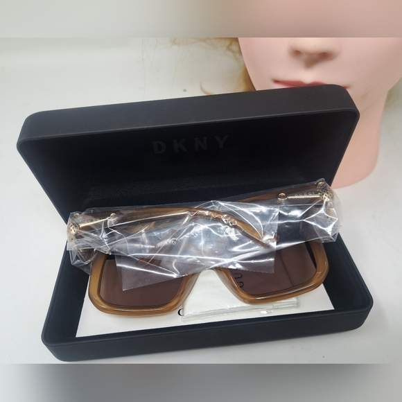 NWT Gucci Women's Sunglasses Horsebit Oversized Square GG3713/S 56mm  56-17-120 - Picture 14 of 16